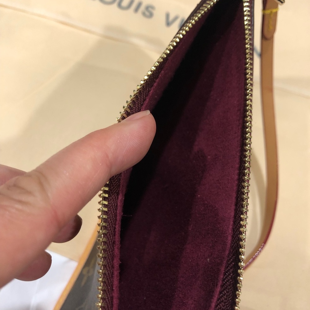 Fashion LV Monogram Zip Wristlet in Brown with Tan Trim - Picture 3 of 6